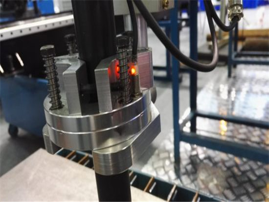 2015 сатуға арналған жаңа шағын портативті CNC плазмалық кесу машинасы